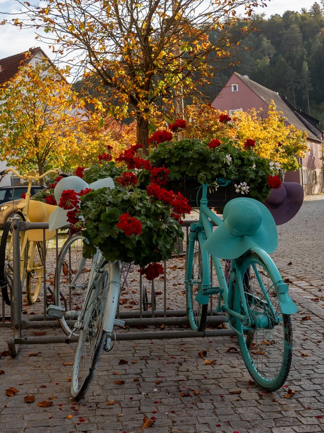 bunte Deko-Fahrräder